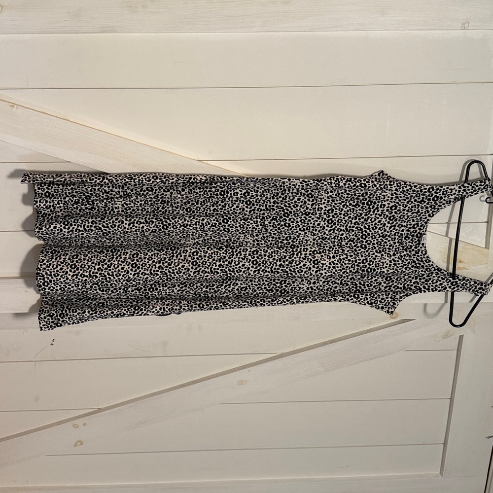 Leopard Print Sleeveless Dress